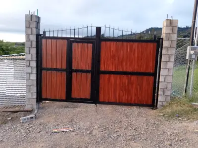 Vendo hermosa casa finca km 28 via al mar