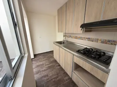 Apartamento en venta en El Carmen De Viboral - foto 2