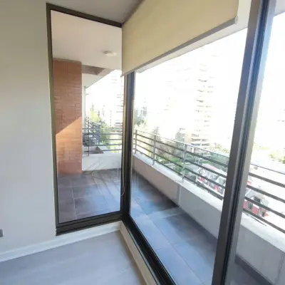 Departamento en arriendo en Las Condes - foto 2