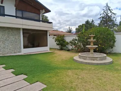 Casa en venta en Quito - foto 2
