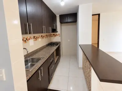 Apartamento en arriendo en Giron - foto 2