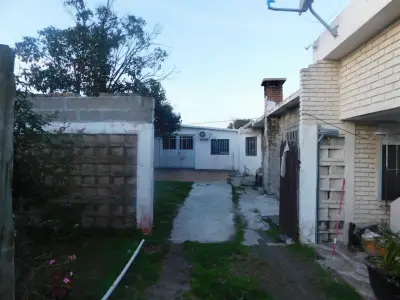 Casa en venta en Ciudad de la Costa - foto 2