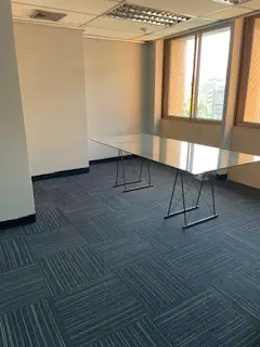 Oficina en alquiler - foto 2