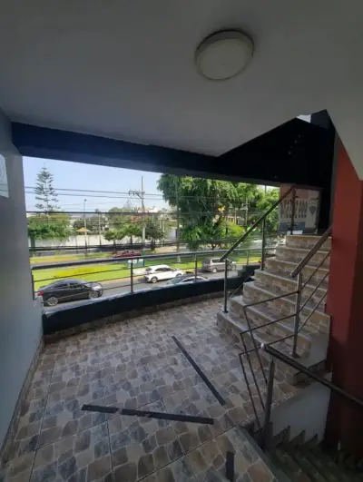 Local comercial en alquiler en Santiago de Surco - foto 2