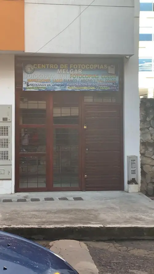 Local comercial en venta en Melgar - foto 3