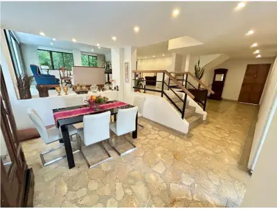 Apartamento en venta en Medellin - foto 2