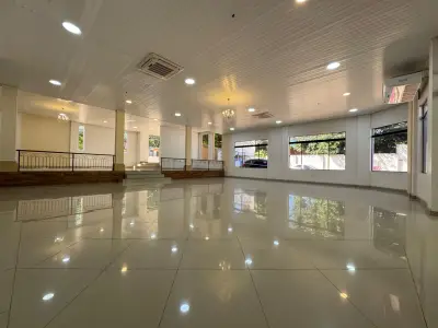 Local comercial en venta en Villa Elisa - foto 2